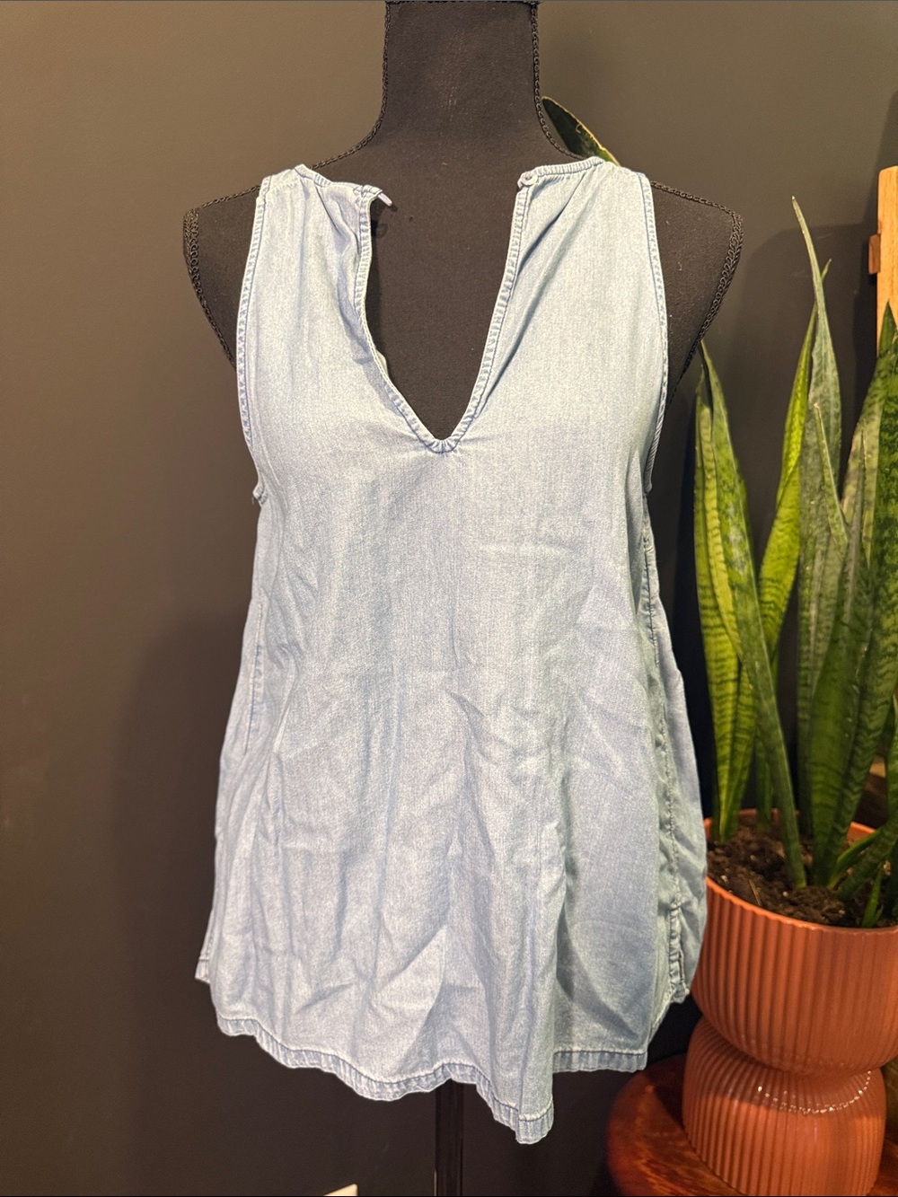 Old Navy Light Blue V-Neck Denim-Look Tank